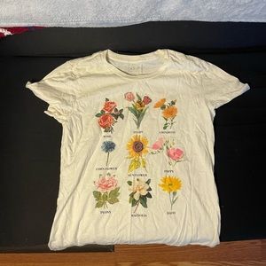 Size Large Fifth Sun Floral Tee